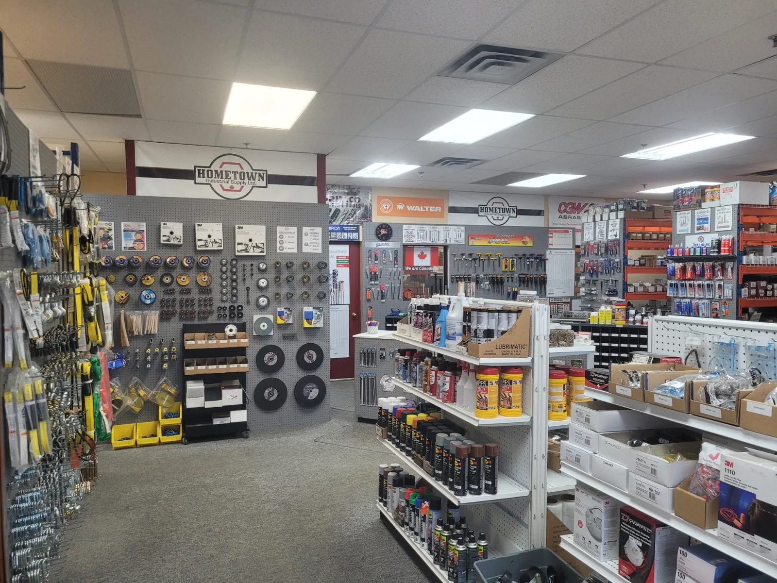 Show room photo 2